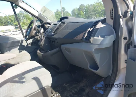 2015 Ford Transit-250 z USA, uszkodzony, nr VIN 1FTNR2CM3FKA08838